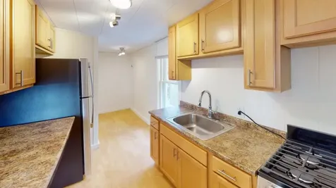 24 Parkhurst Street Lebanon NH 03766