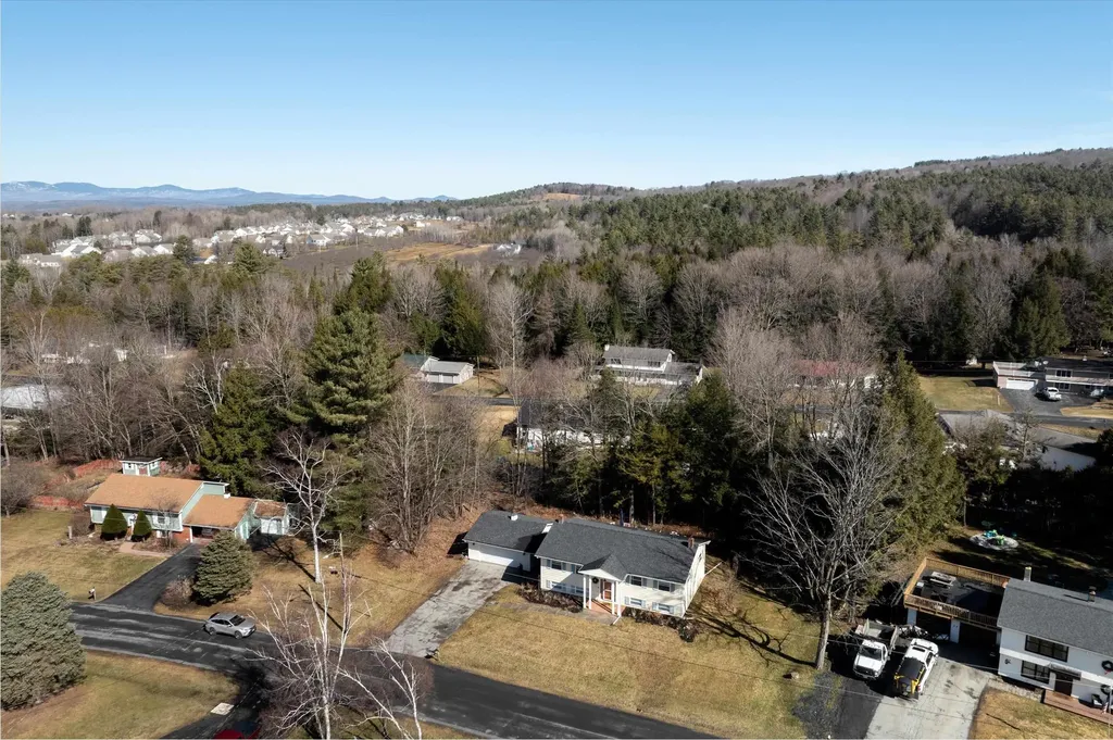 10 Spruce Lane Barre Town VT 05641