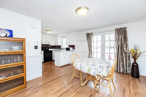 47 Olde Country Village Road Londonderry NH 03053