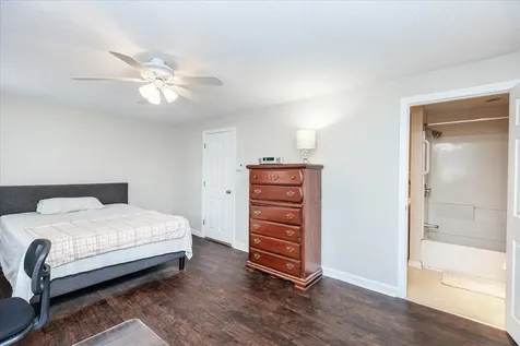 47 Olde Country Village Road Londonderry NH 03053