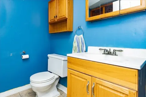 47 Olde Country Village Road Londonderry NH 03053