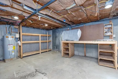 47 Olde Country Village Road Londonderry NH 03053