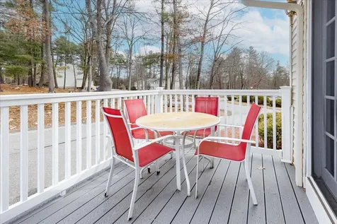 47 Olde Country Village Road Londonderry NH 03053