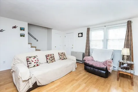 47 Olde Country Village Road Londonderry NH 03053