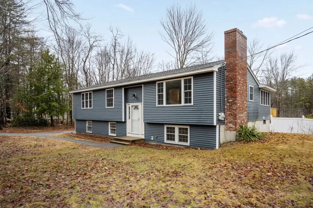 22 Evergreen Drive Bow NH 03304
