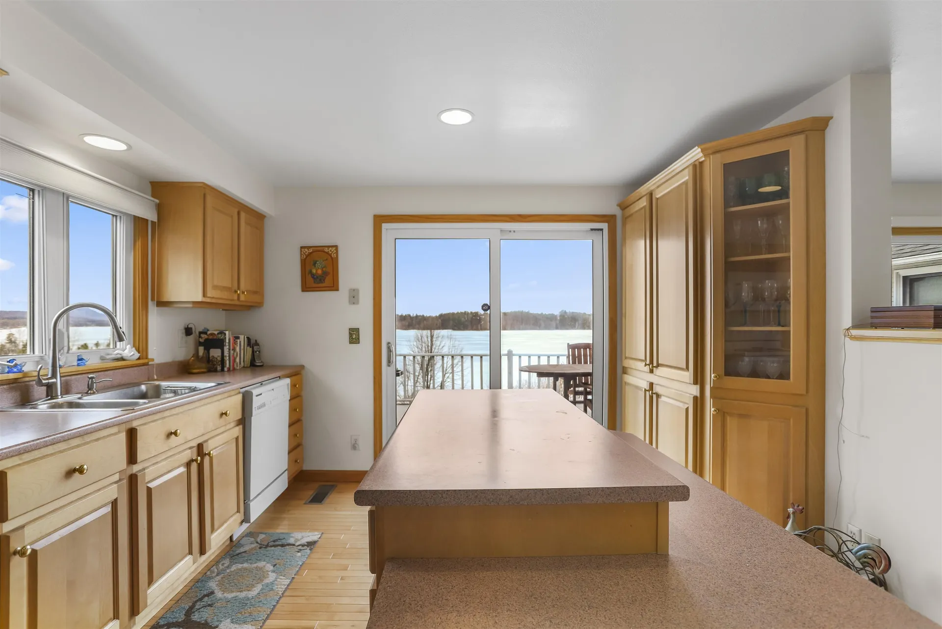 362 Farrant Street Newport City VT 05855