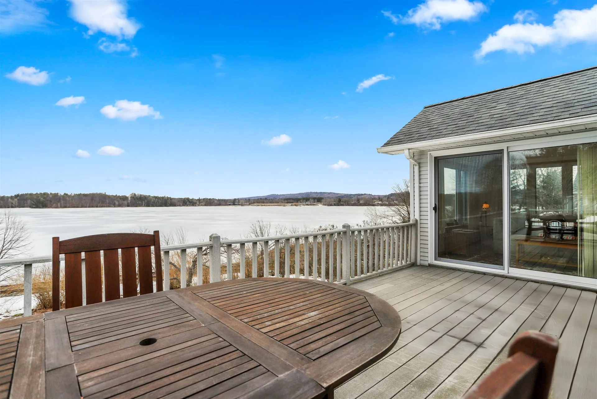 362 Farrant Street Newport City VT 05855