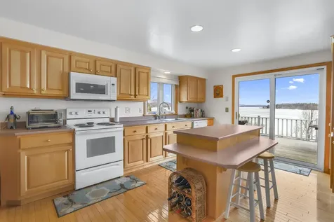 362 Farrant Street Newport City VT 05855