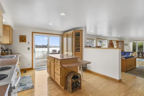 362 Farrant Street Newport City VT 05855