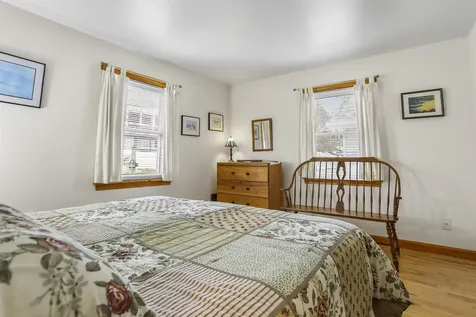 362 Farrant Street Newport City VT 05855