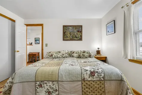 362 Farrant Street Newport City VT 05855