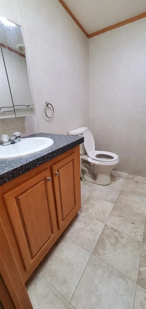 186 Oak Street St. Johnsbury VT 05819