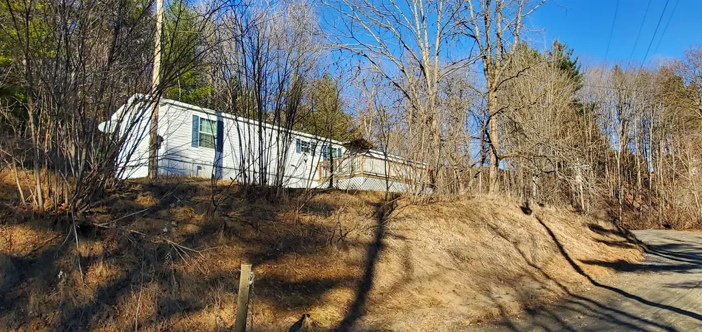 186 Oak Street St. Johnsbury VT 05819