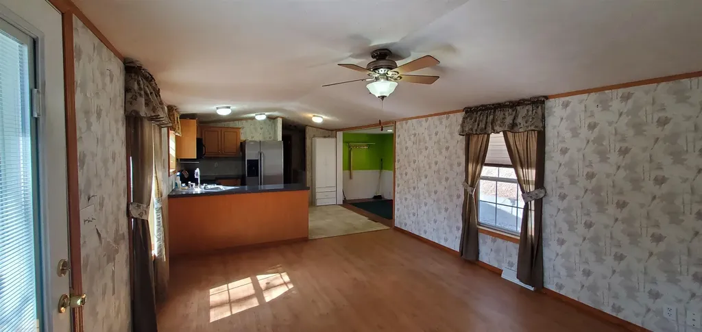 186 Oak Street St. Johnsbury VT 05819