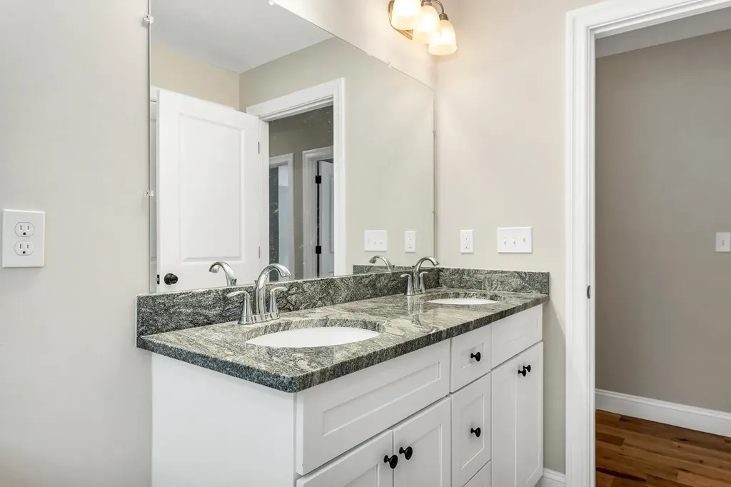 3 Gale Road Hampton NH 03842