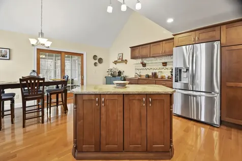 32 Autumn Lane East Kingston NH 03827