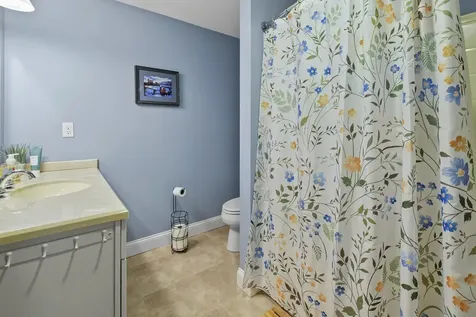 32 Autumn Lane East Kingston NH 03827