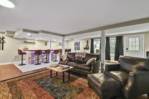 32 Autumn Lane East Kingston NH 03827