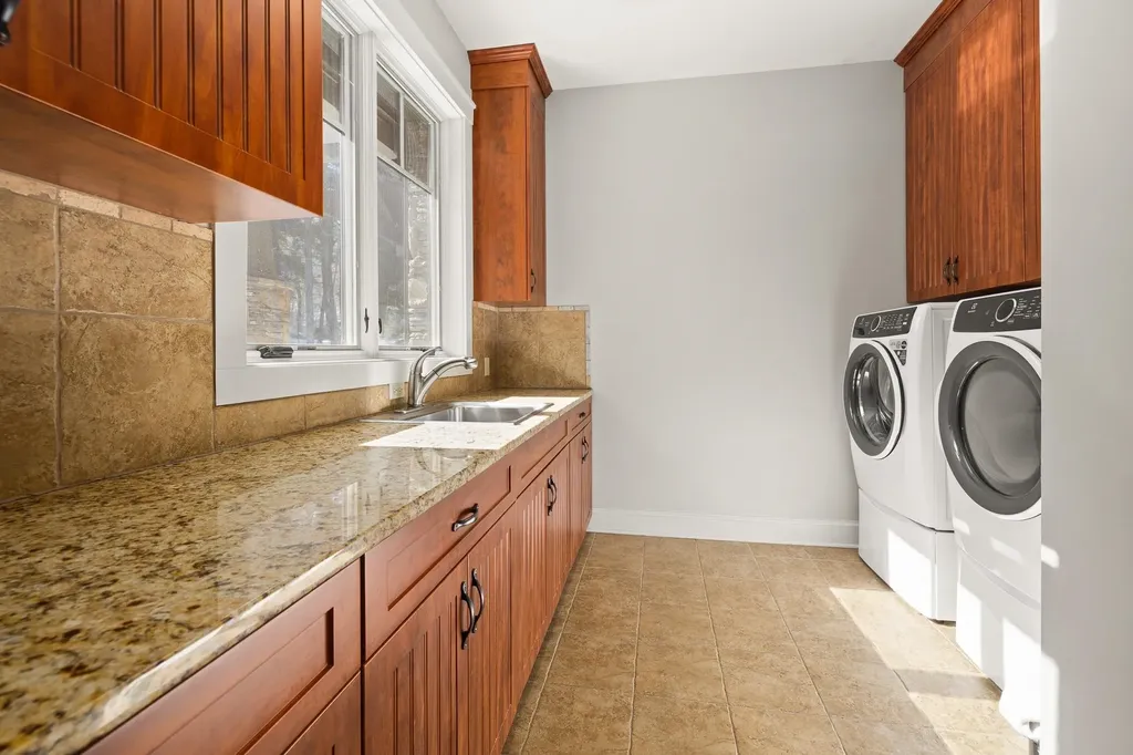 484 Carlton Hill Road Woodstock VT 05091