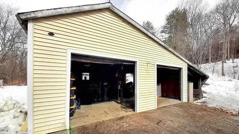 1883 Plains Road Weathersfield VT 05151