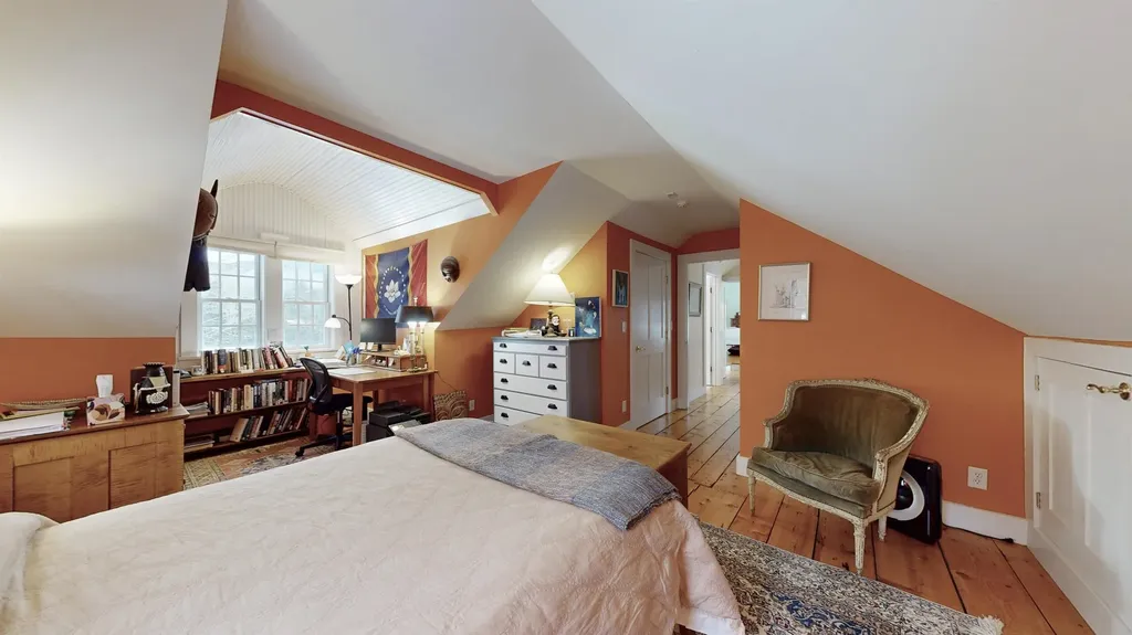 209 Saw Mill Hill Rochester VT 05767