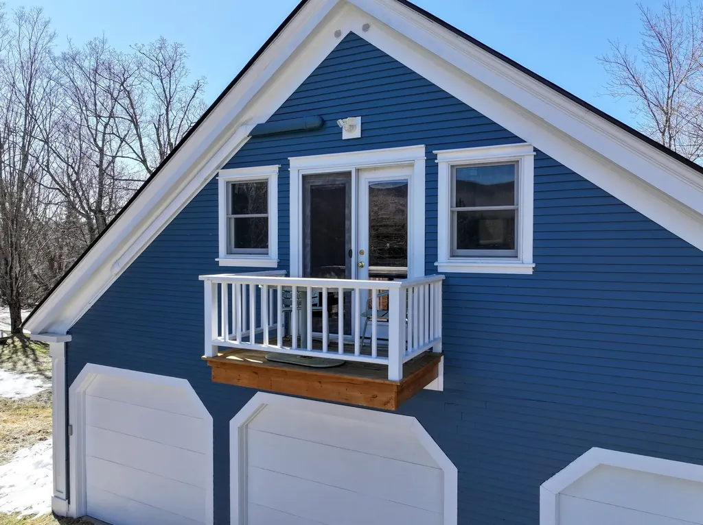 209 Saw Mill Hill Rochester VT 05767