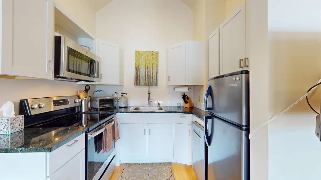 209 Saw Mill Hill Rochester VT 05767