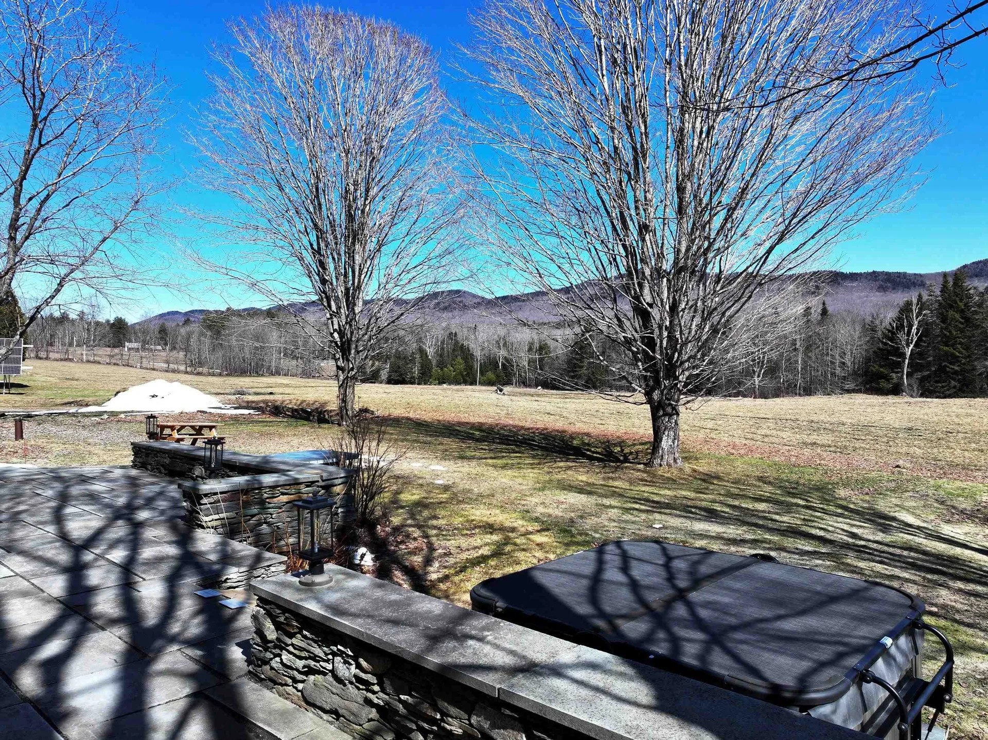 209 Saw Mill Hill Rochester VT 05767