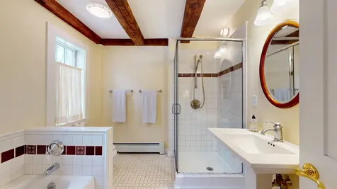 209 Saw Mill Hill Rochester VT 05767