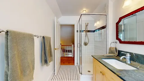 209 Saw Mill Hill Rochester VT 05767