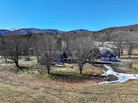 209 Saw Mill Hill Rochester VT 05767