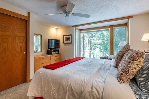 11 Pond View Road Winhall VT 05340