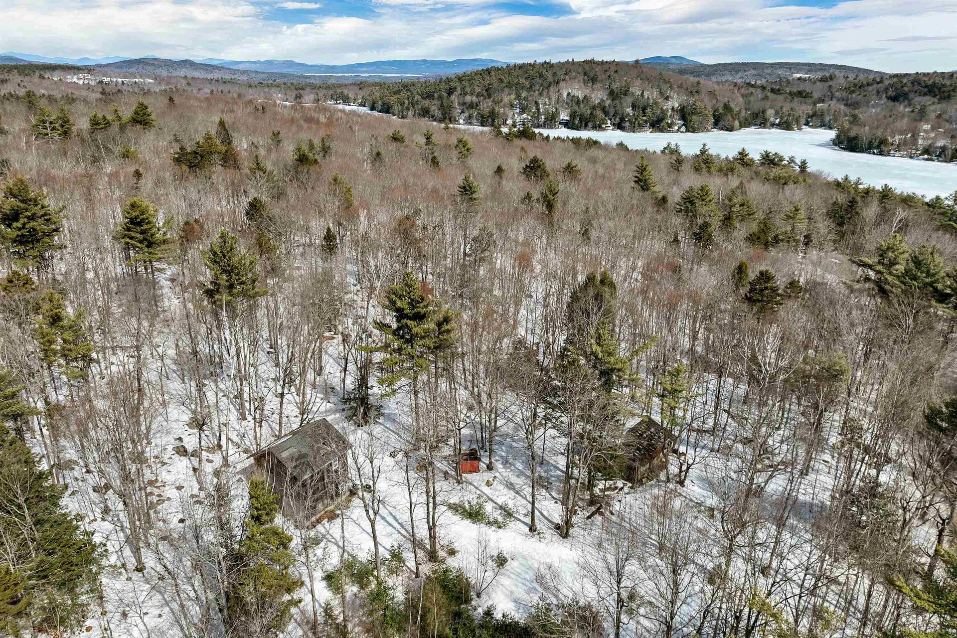 99 Brown Road Tuftonboro NH 03816