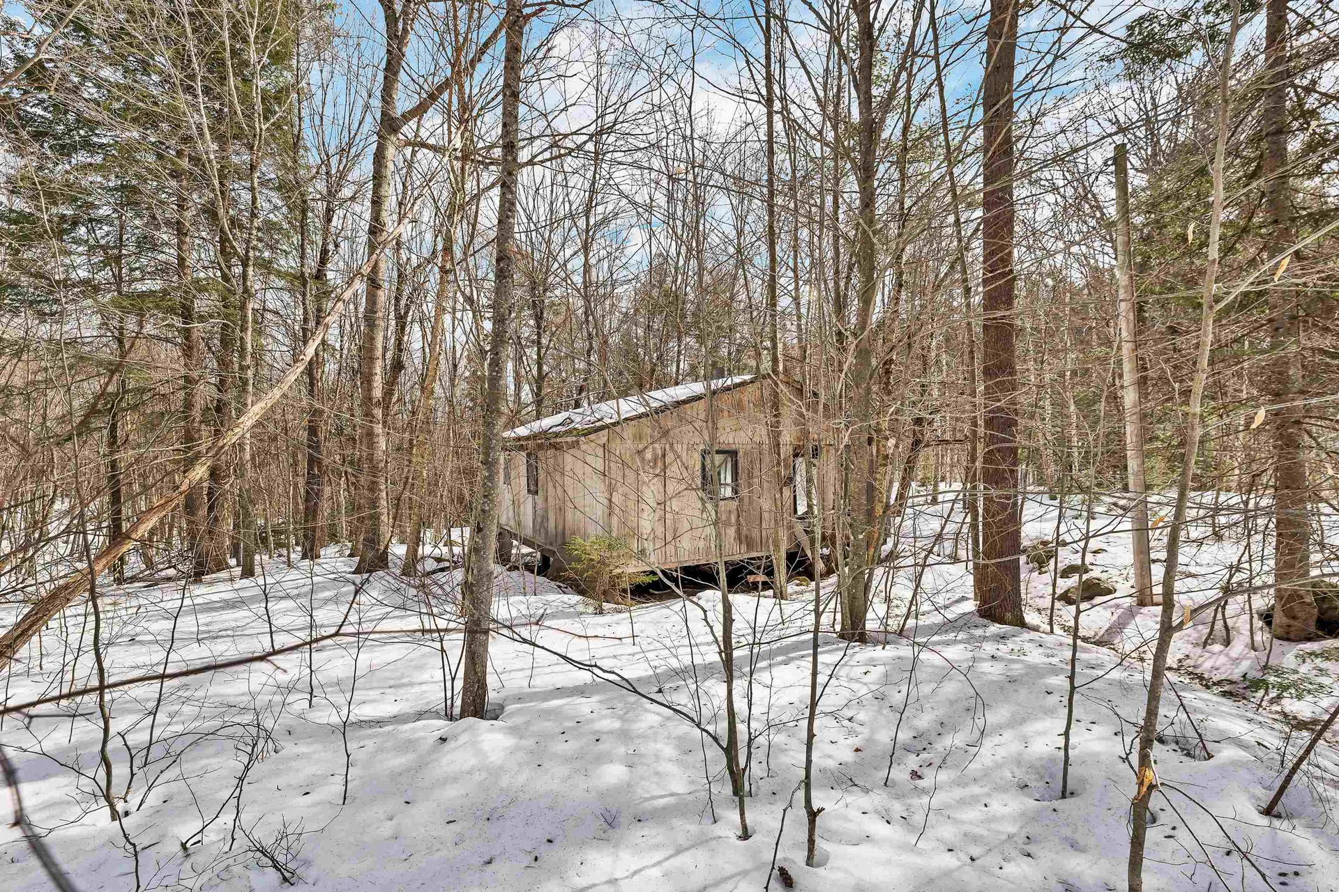 99 Brown Road Tuftonboro NH 03816