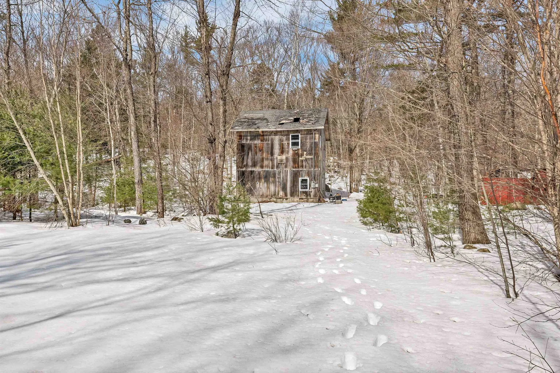 99 Brown Road Tuftonboro NH 03816