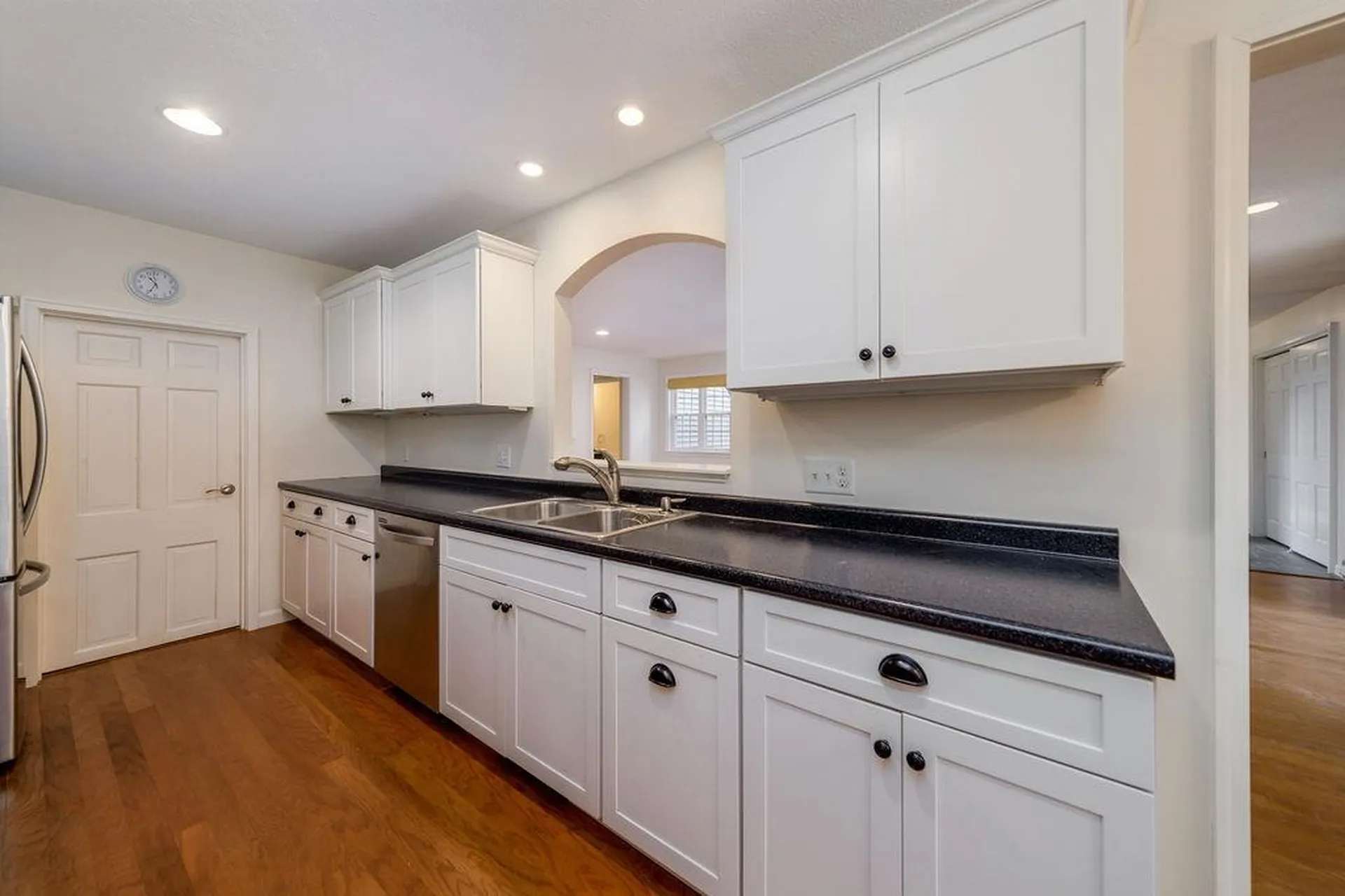 21 Hilltop Place New London NH 03257