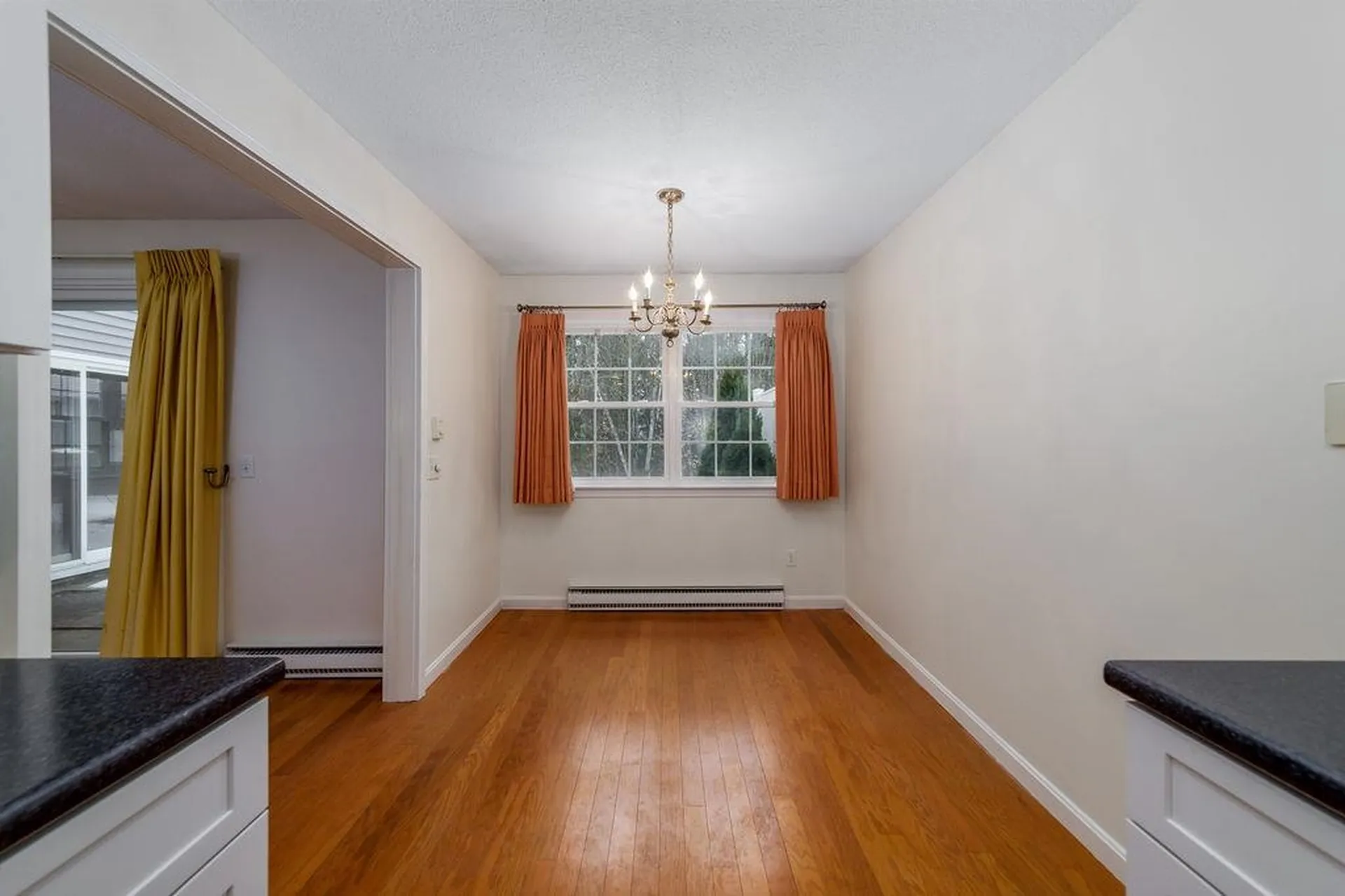 21 Hilltop Place New London NH 03257