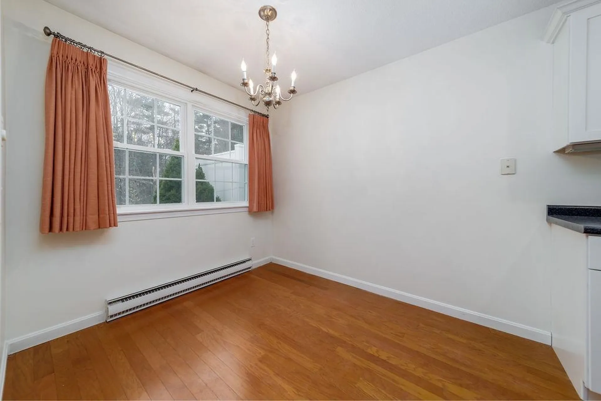 21 Hilltop Place New London NH 03257