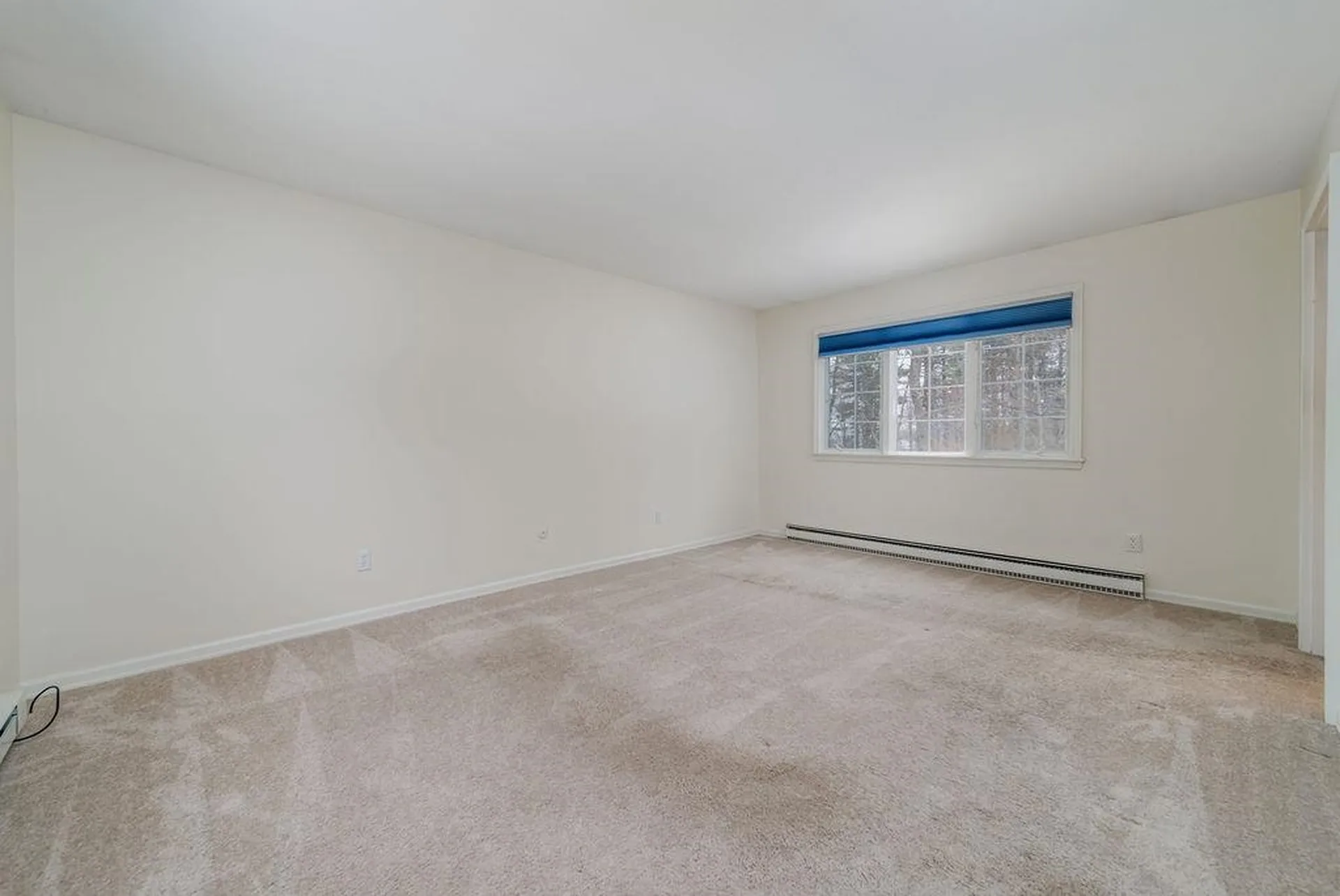 21 Hilltop Place New London NH 03257