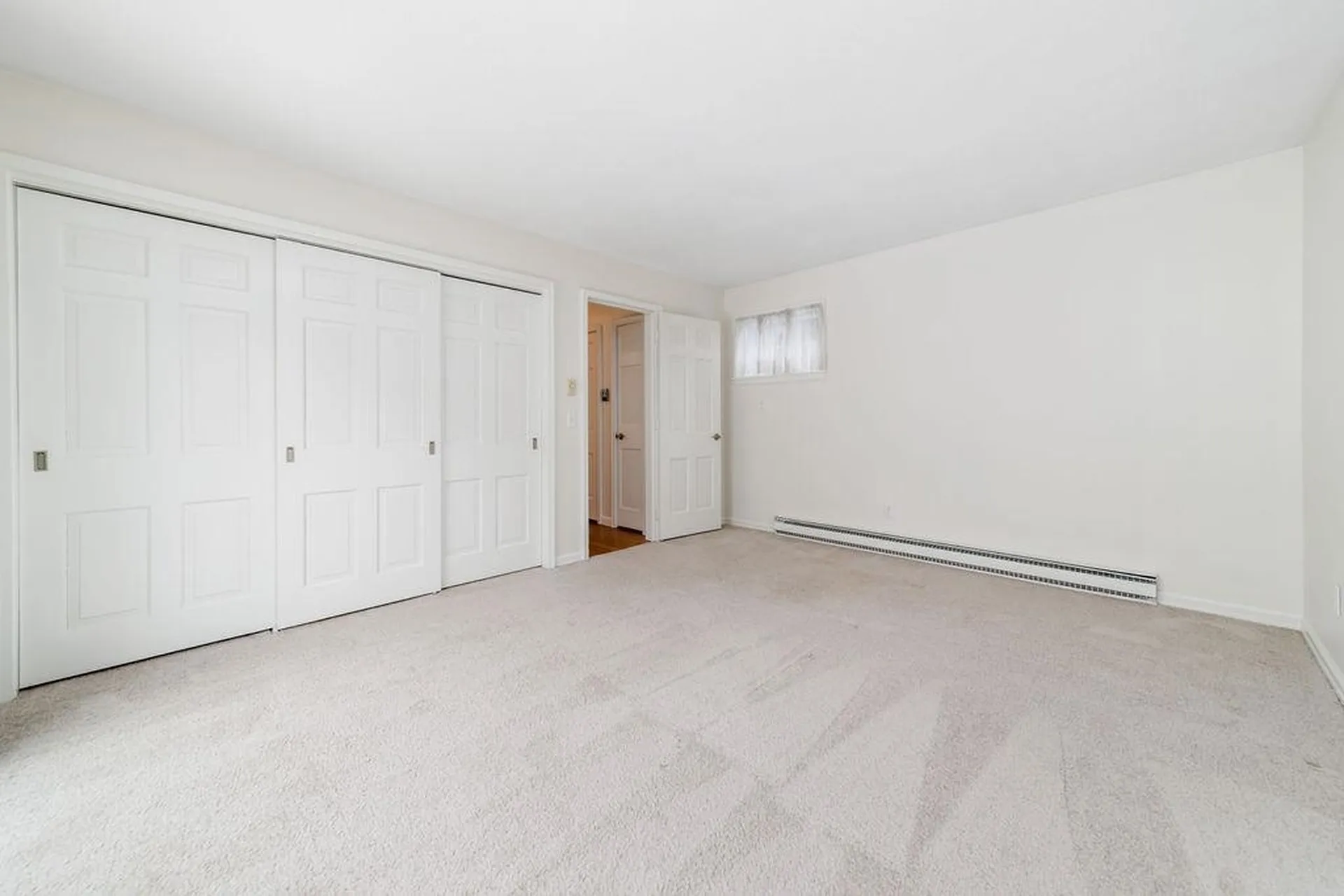 21 Hilltop Place New London NH 03257