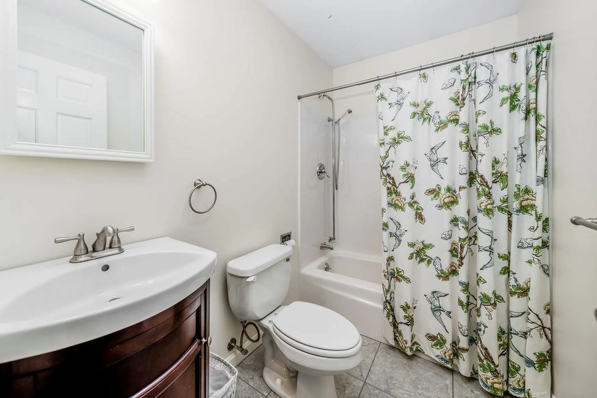 21 Hilltop Place New London NH 03257