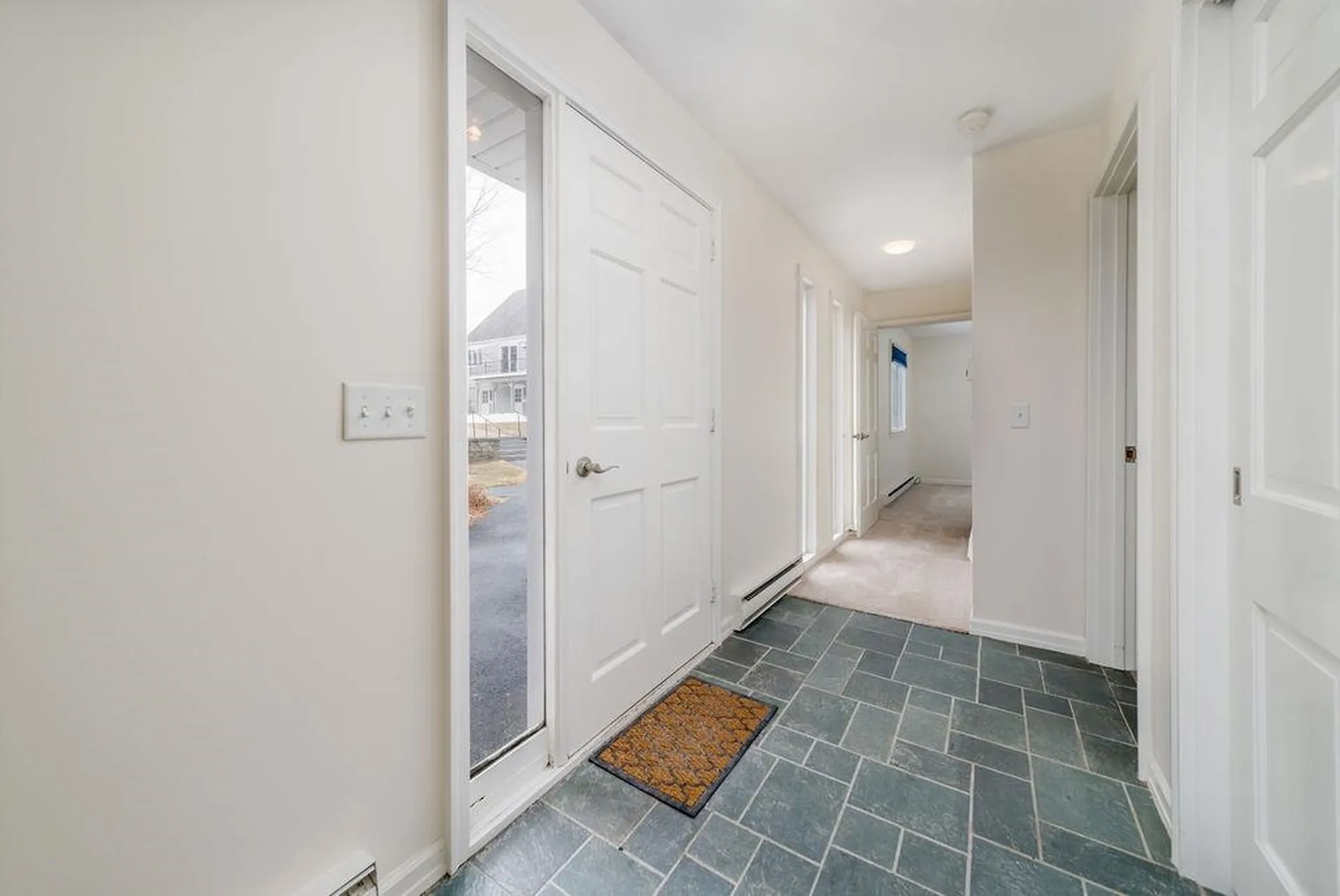 21 Hilltop Place New London NH 03257