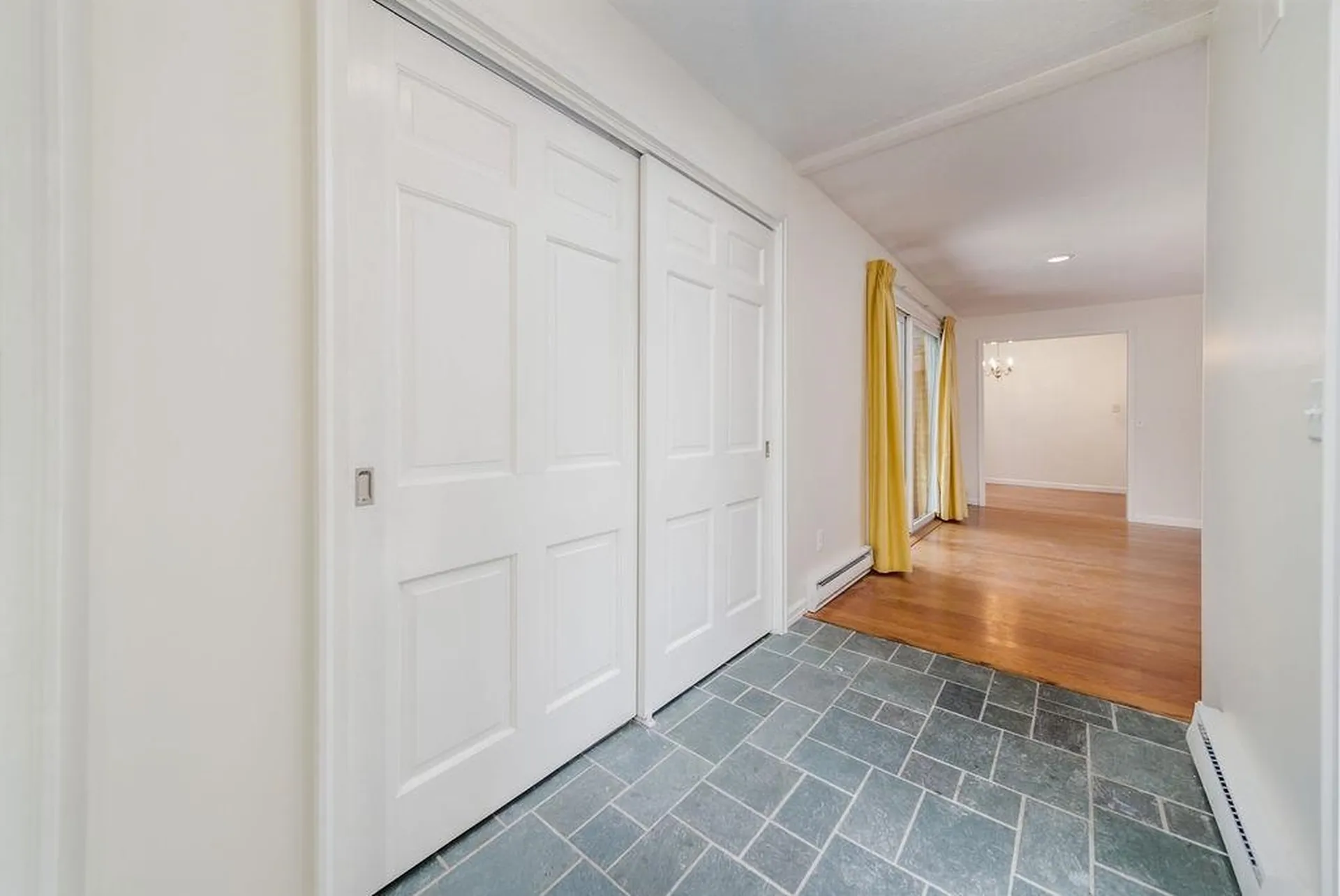 21 Hilltop Place New London NH 03257