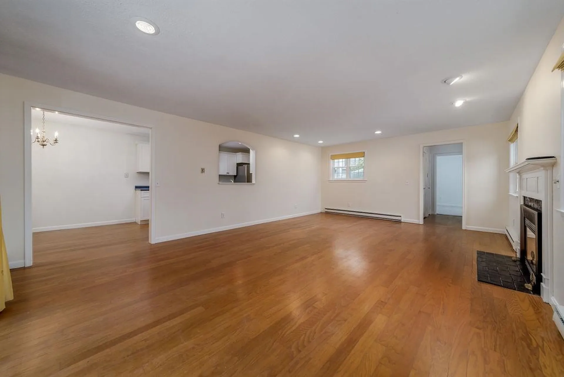 21 Hilltop Place New London NH 03257