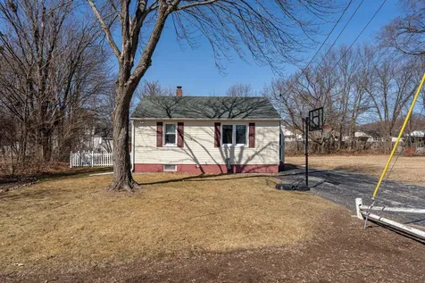 98 Gabrielle Street Manchester NH 03103