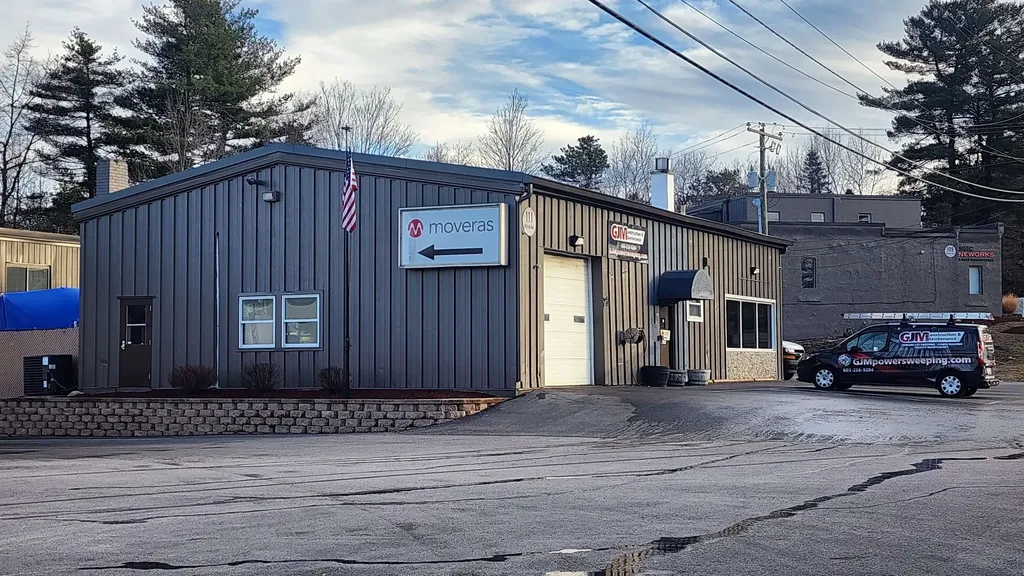 109-113 Hillside Avenue Londonderry NH 03053