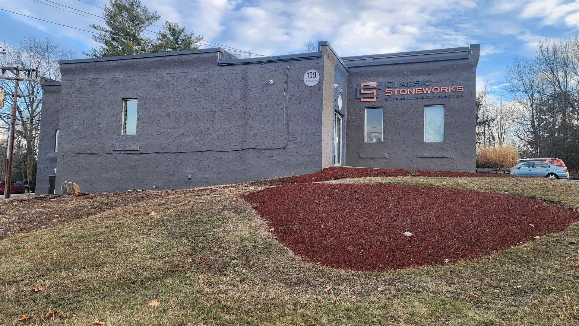 109-113 Hillside Avenue Londonderry NH 03053