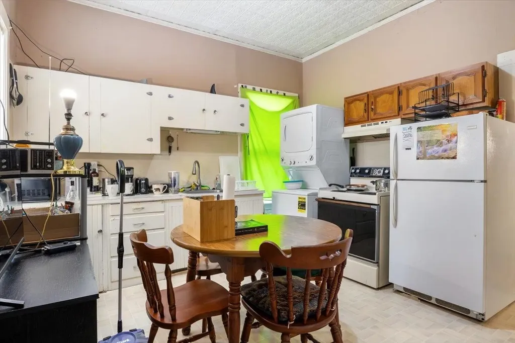 6 Dawson Street Milton NH 03851