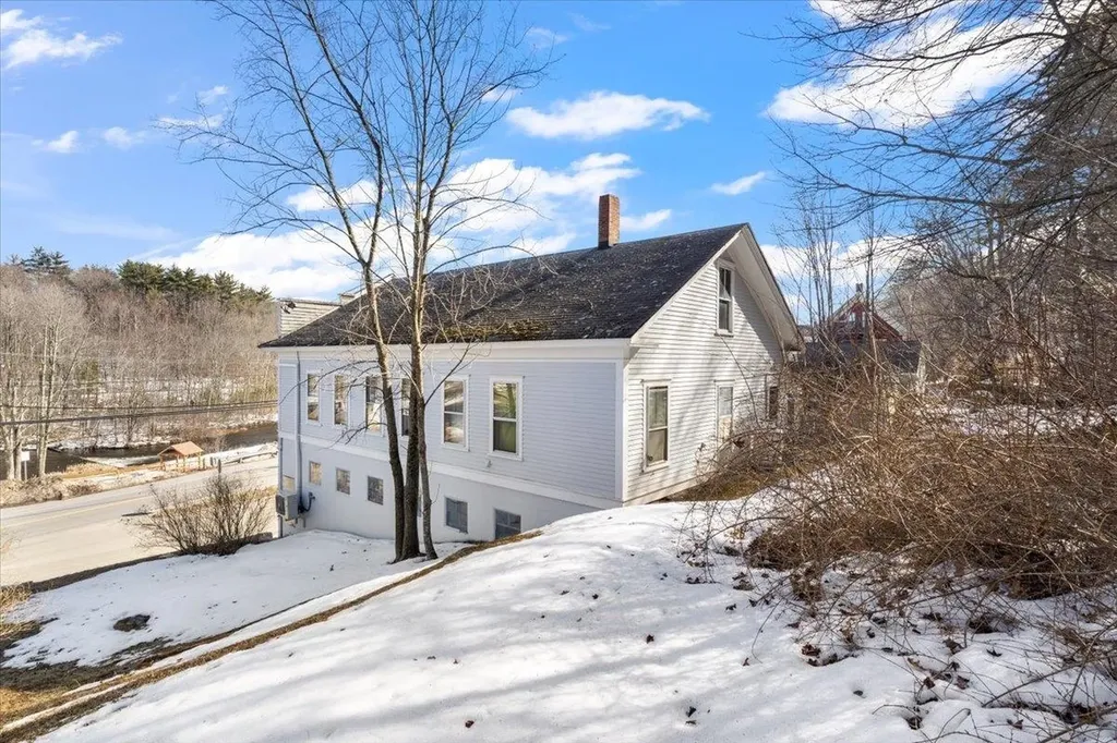 6 Dawson Street Milton NH 03851