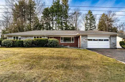 17 Wilson Avenue Concord NH 03301